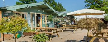 cafe by the lake at sumners pond